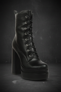 Meows Platform Boot Black – Dark Background