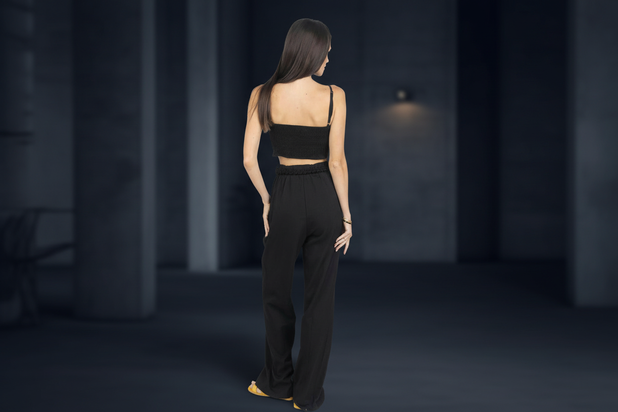 Rosalia Set Back – Dark Background